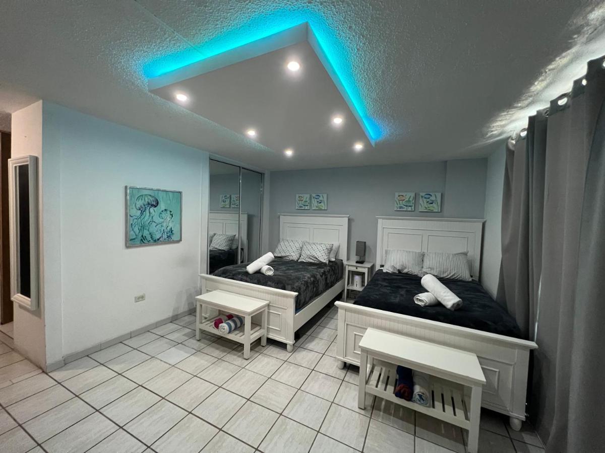 Isla Verde Puerto Rico, Two Full Beds サンジョアン エクステリア 写真